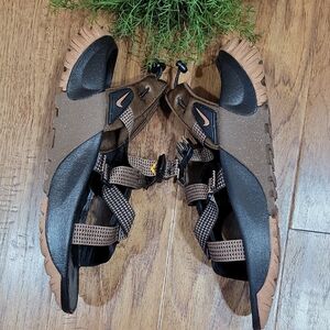 Men's Nike Oneonta Next Nature Trail Sandal 11